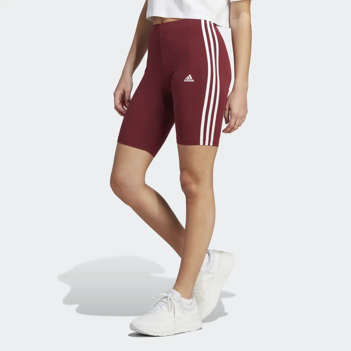 Adidas Essentials 3-Streifen kurze Tight. 1