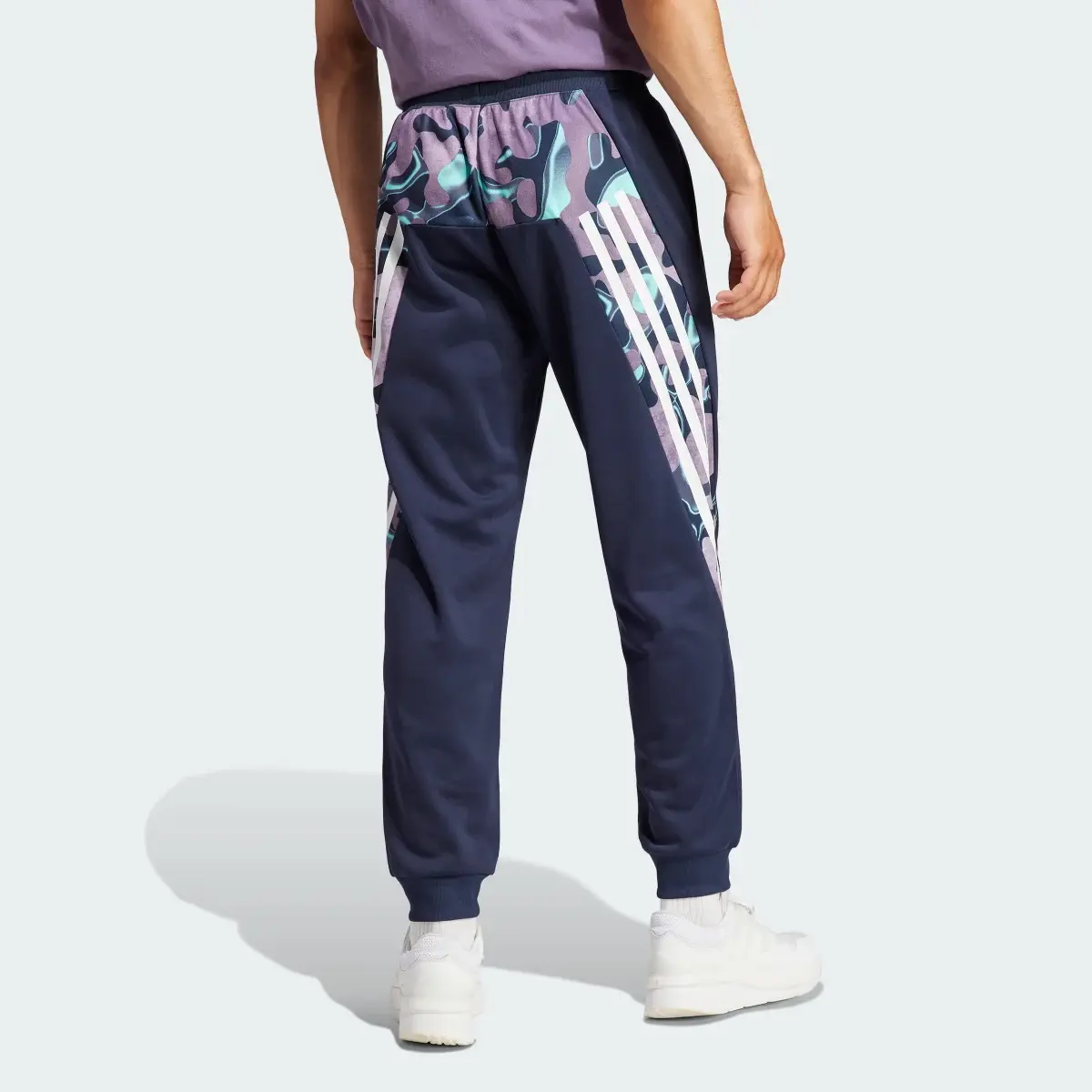 Adidas Pantalon imprimé intégral Future Icons. 2