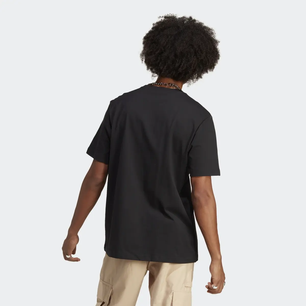 Adidas Adventure Mountain Front Tee. 3