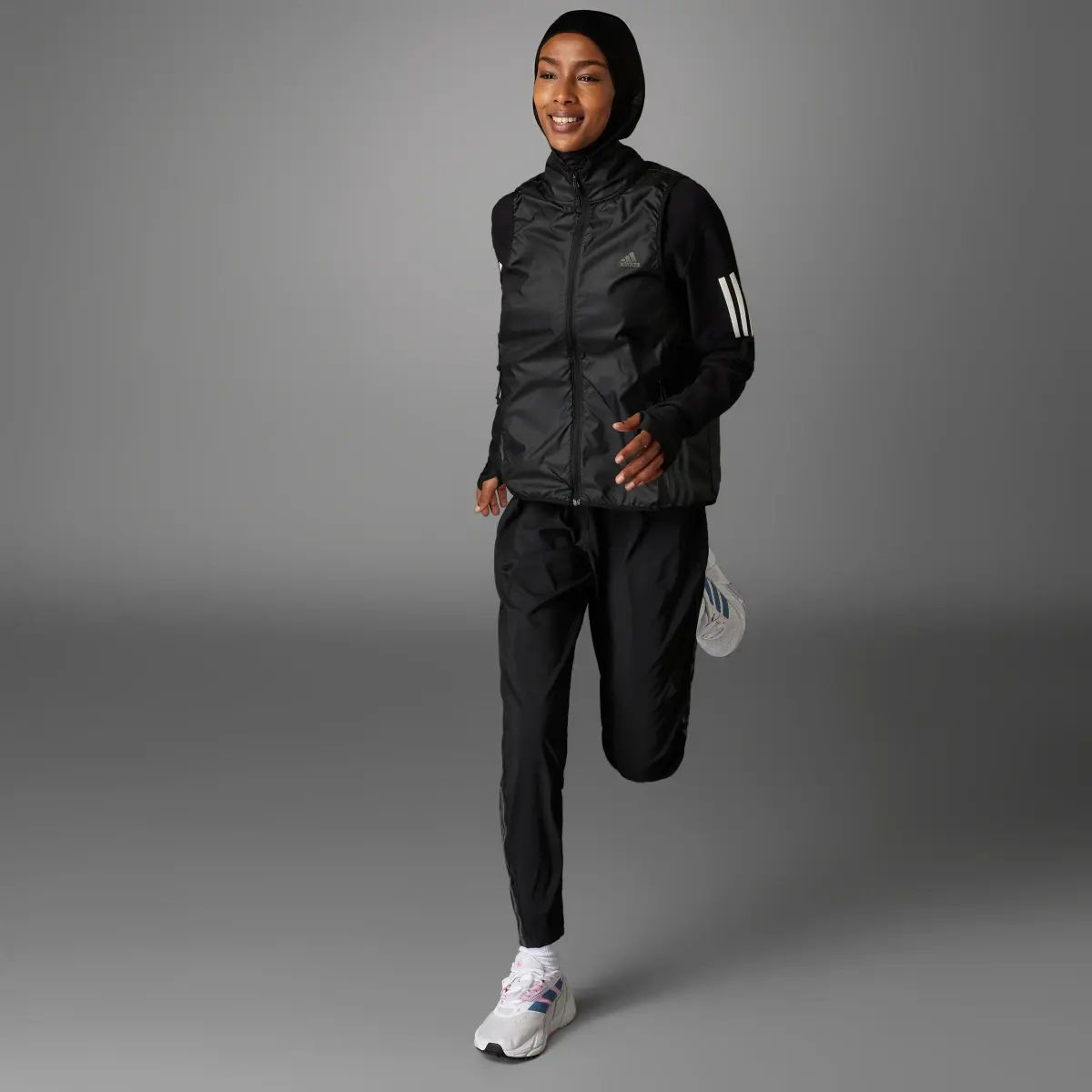 Adidas Run Icons 3-Streifen Sport Hidschab. 3
