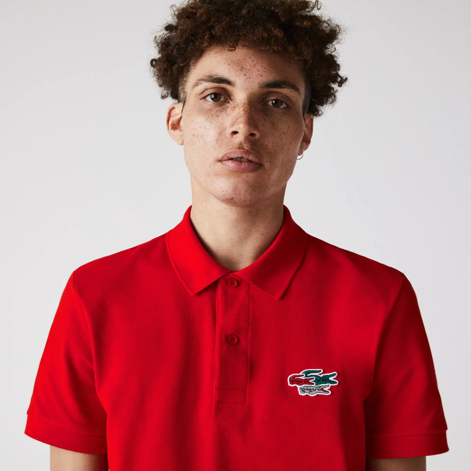 Lacoste Polo para hombre Lacoste en algodón orgánico de corte regular con cocodrilos. 1