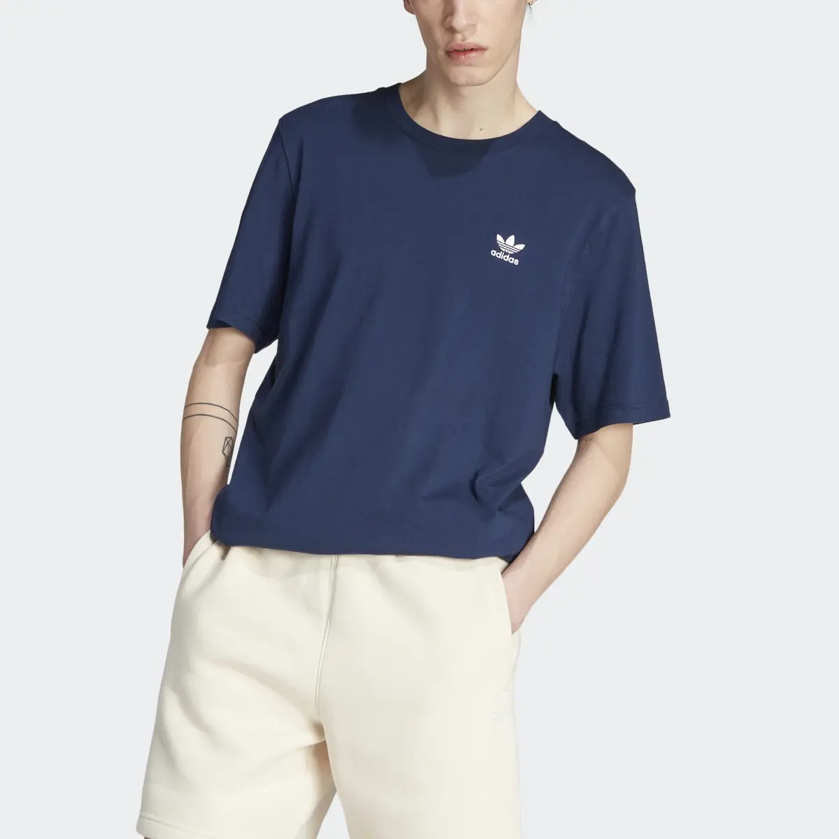 Adidas Trefoil Essentials Tee. 1