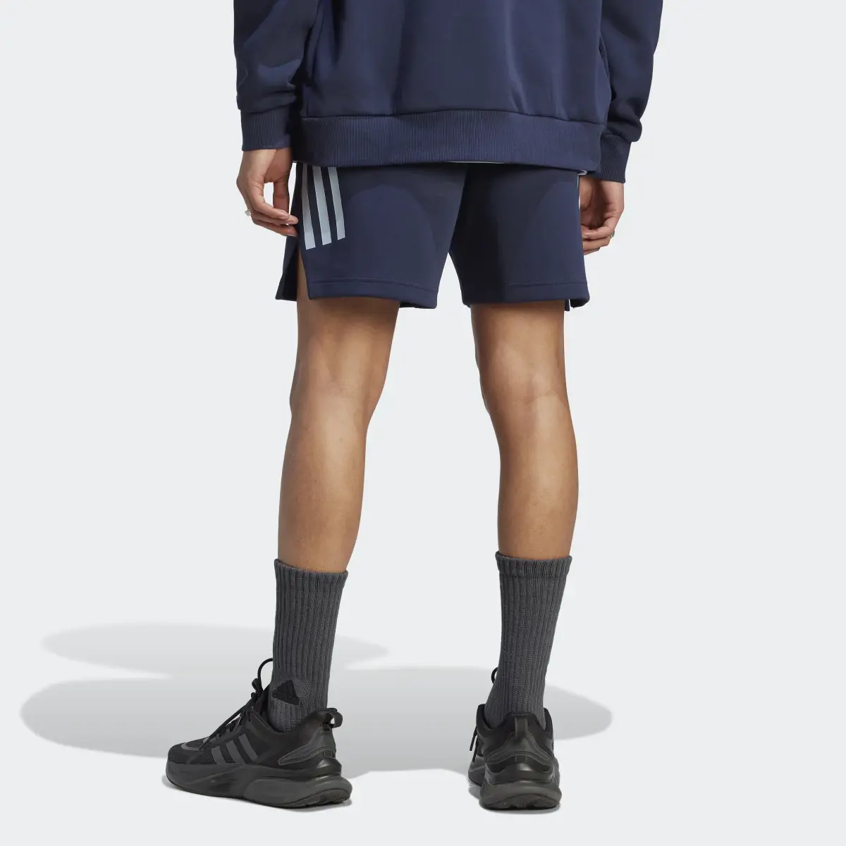 Adidas Future Icons 3-Streifen Shorts. 2