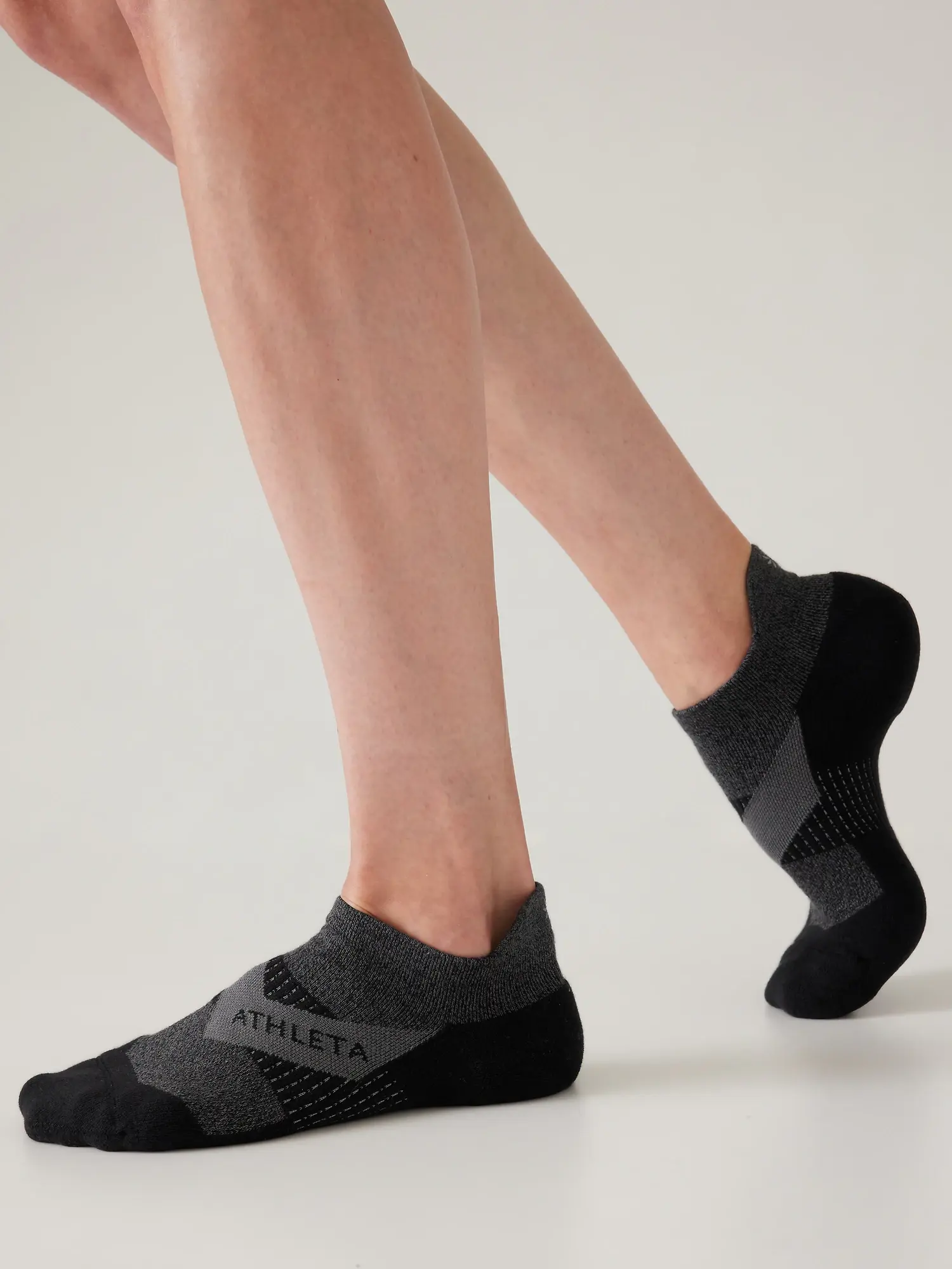 Athleta Performance Ankle Sock black. 1