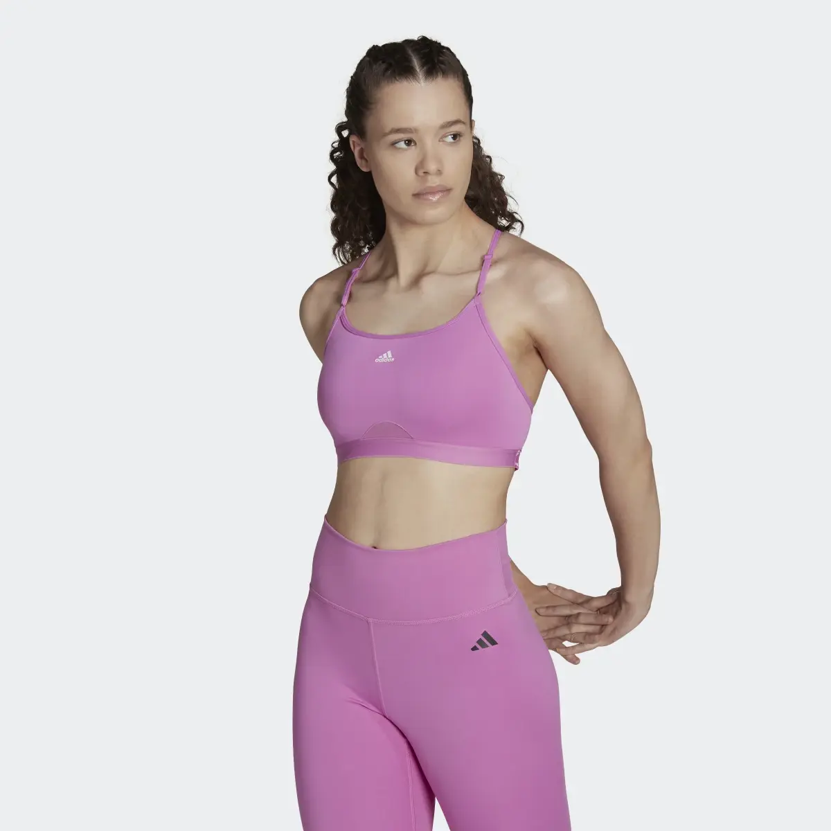 Adidas Aeroreact Training Light-Support Bra. 2