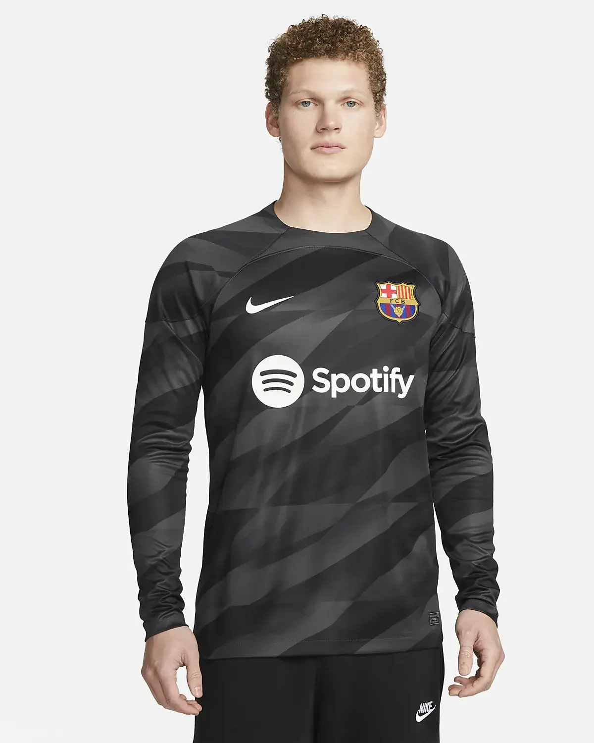 Nike F.C. Barcelona 2023/24 Stadium Goalkeeper. 1
