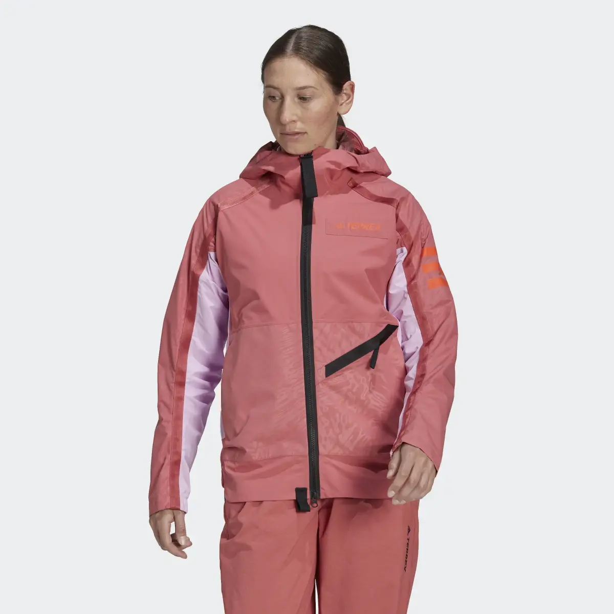 Adidas Chaqueta impermeable con capucha Terrex Utilitas. 2