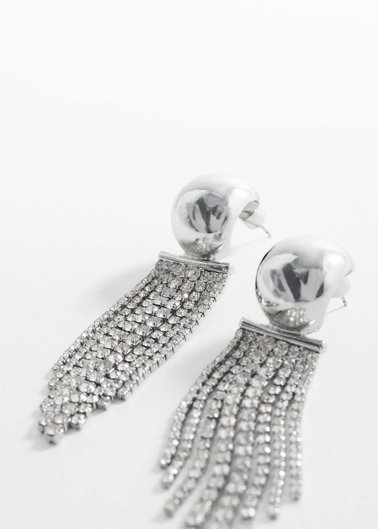 Mango Cascade crystal earrings. 3