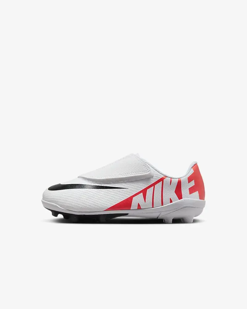 Nike Jr. Mercurial Vapor 15 Club. 1