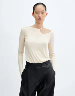 Off-the-shoulder lyocell t-shirt
