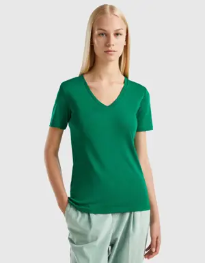 pure cotton t-shirt with v-neck