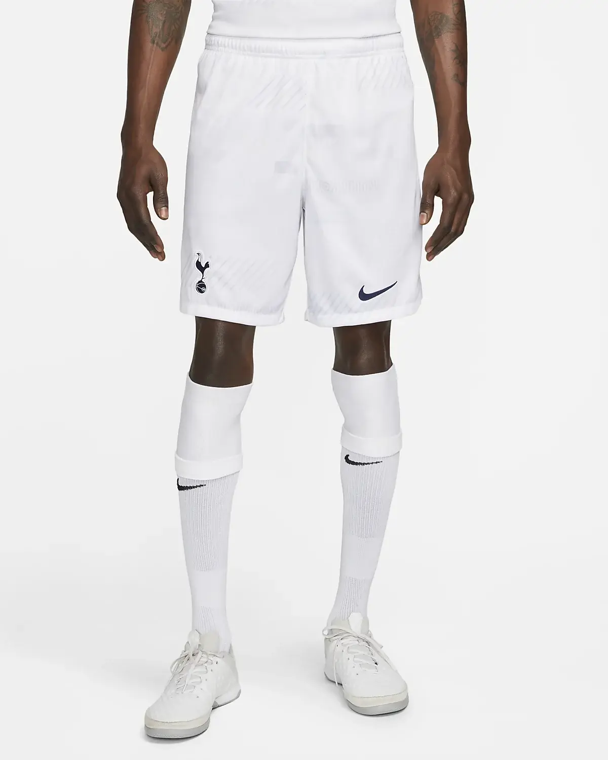 Nike Equipamento principal Stadium Tottenham Hotspur 2023/24. 1