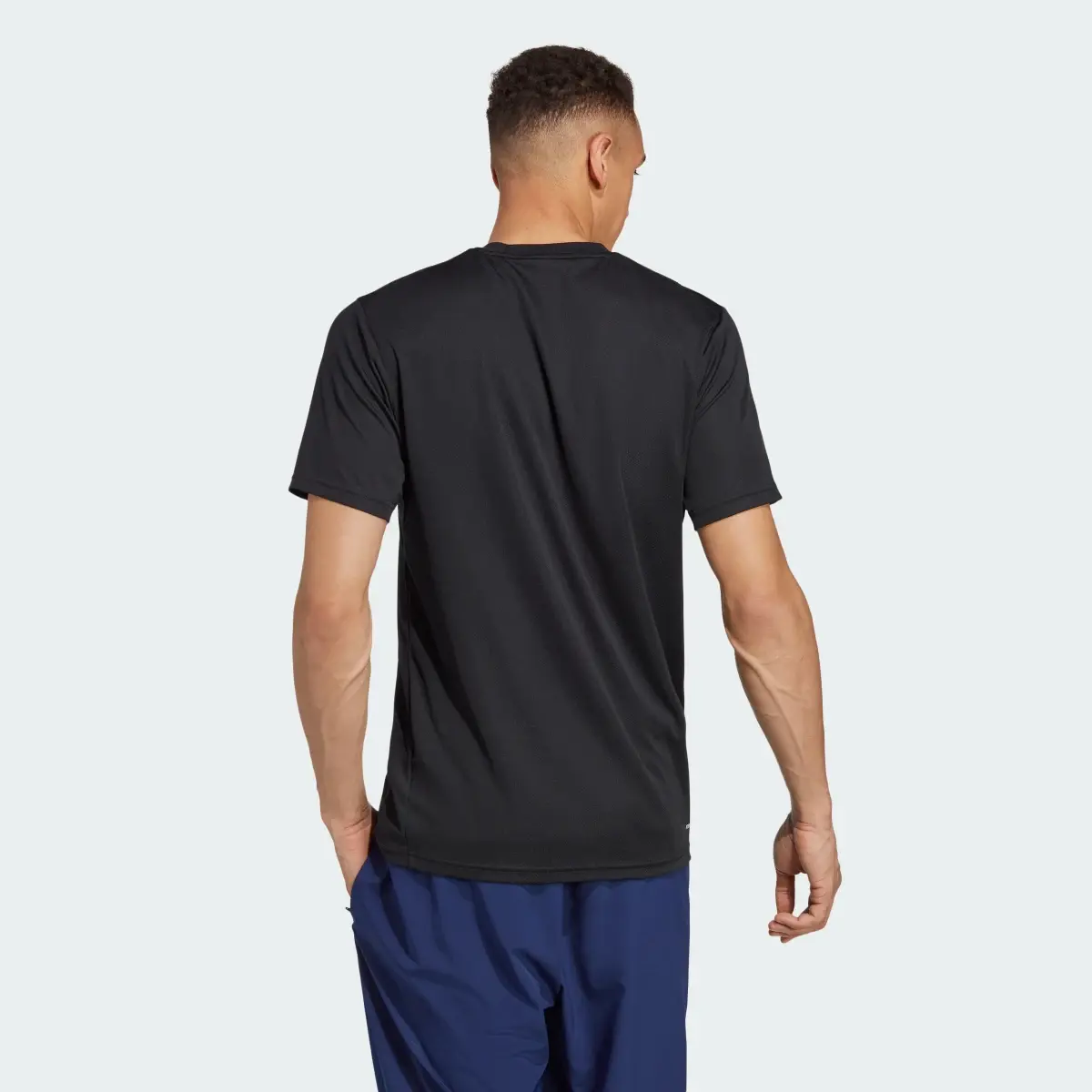 Adidas Playera de Entrenamiento Train Essentials. 3