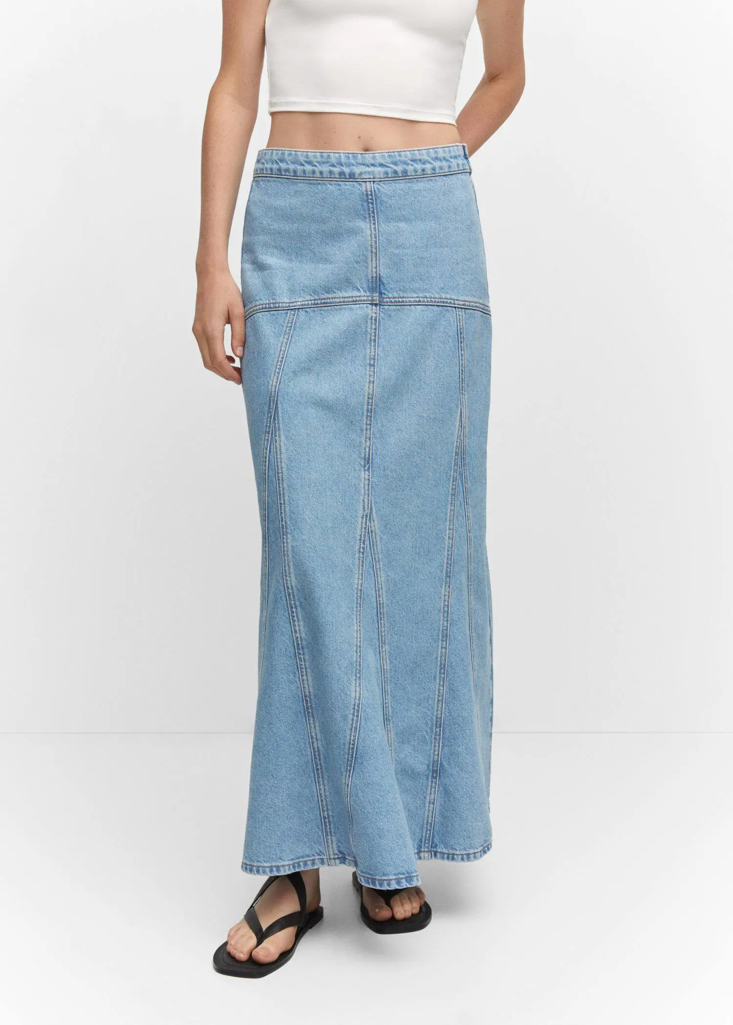 Mango Długa jeansowa spódnica z przeszyciami. 2