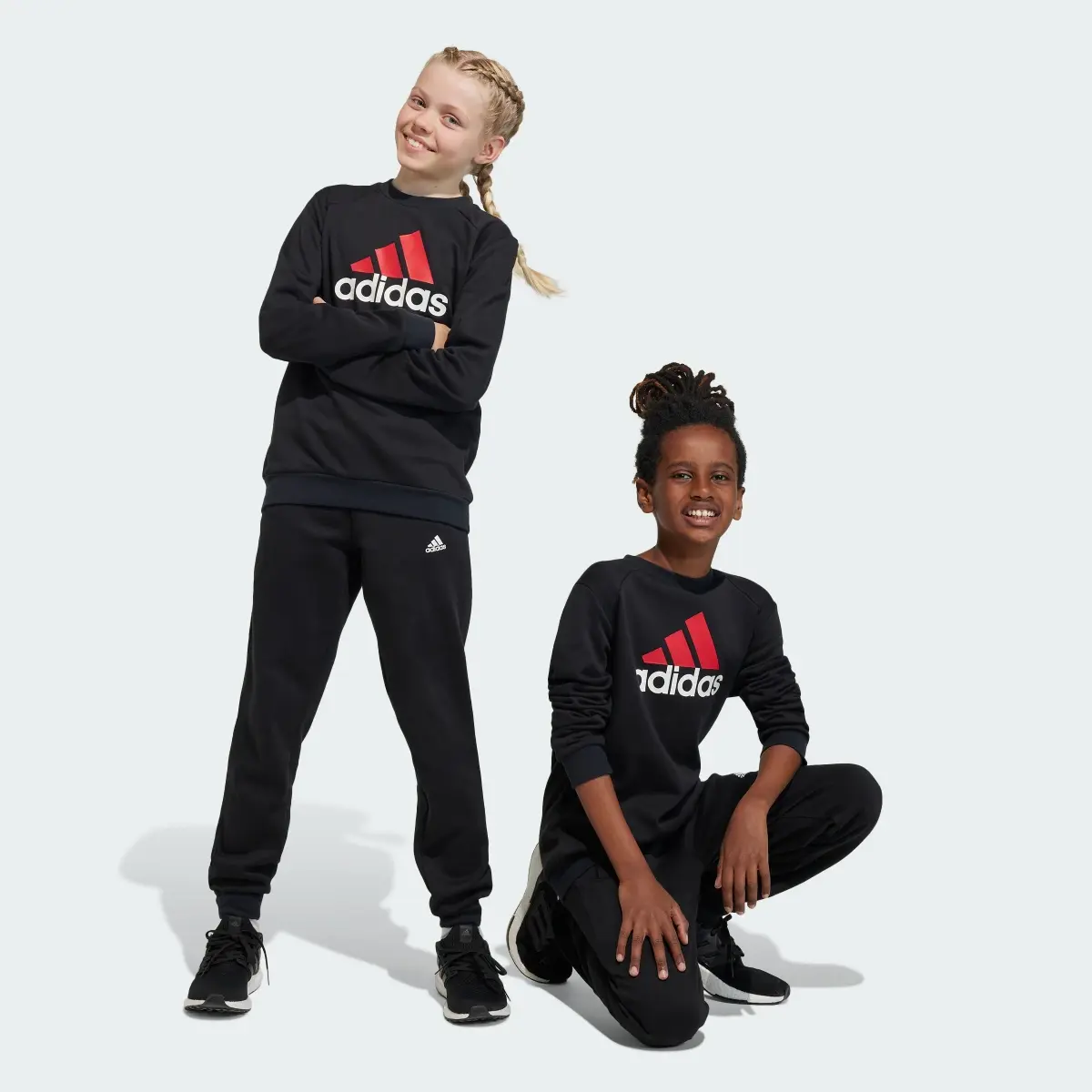 Adidas Essentials Big Logo Fleece Jogger Set Kids. 1