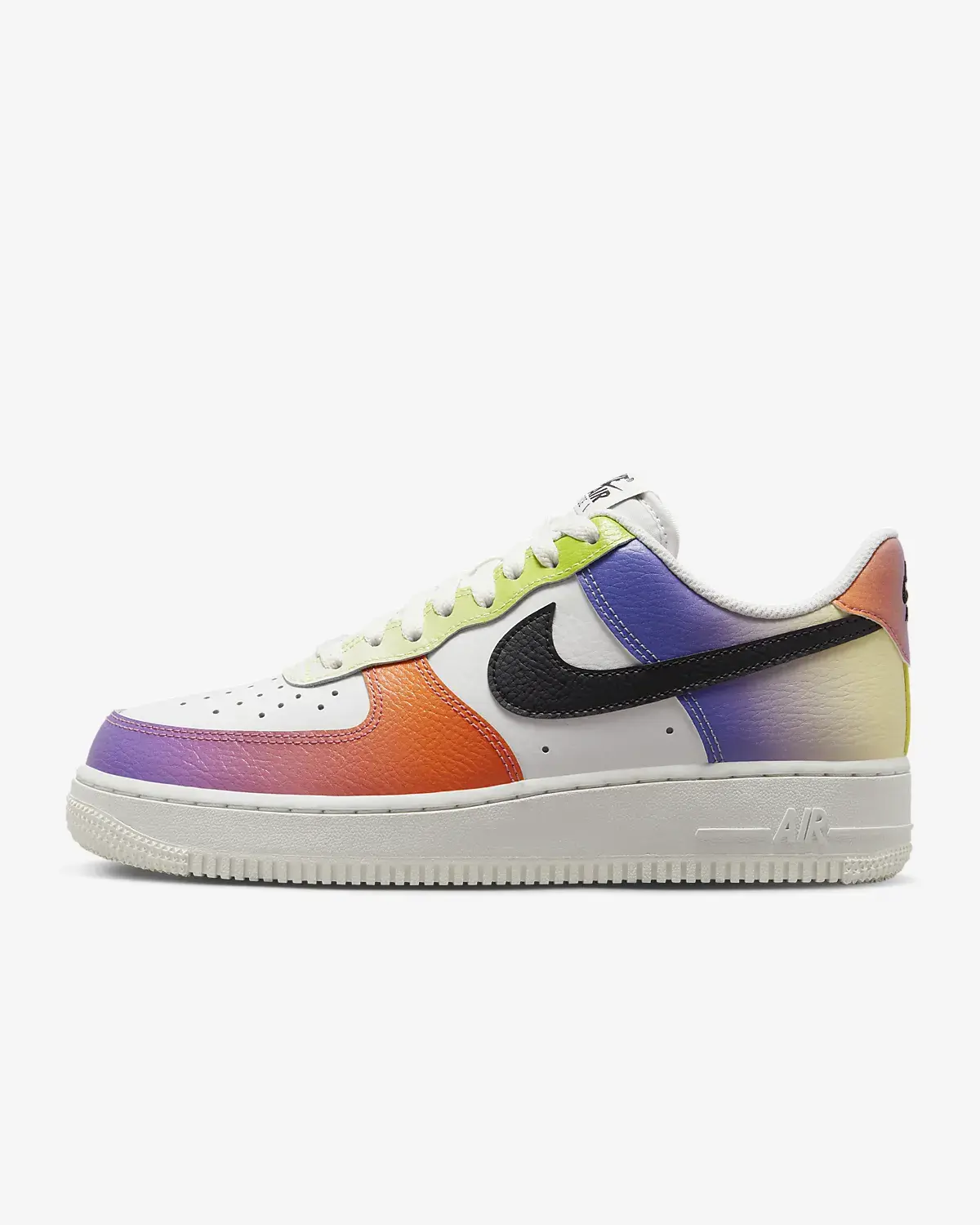 Nike Air Force 1 '07. 1