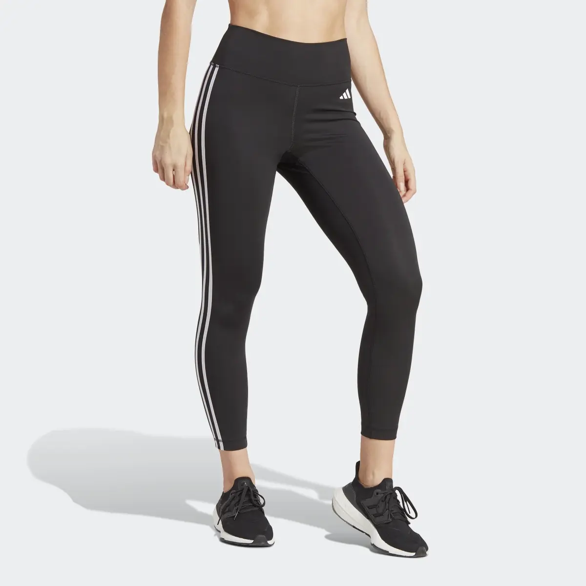 Adidas Train Essentials 3-Streifen High-Waisted 7/8-Leggings. 1