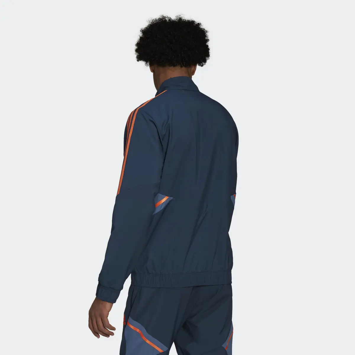 Adidas Manchester United Condivo 22 Präsentationsjacke. 3