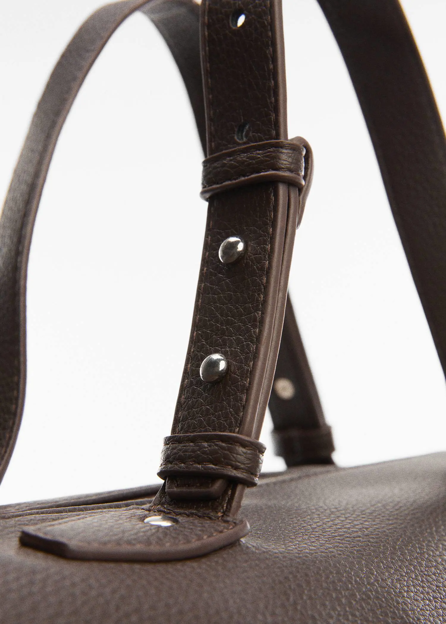 Mango Patent leather-effect bowling bag. 3