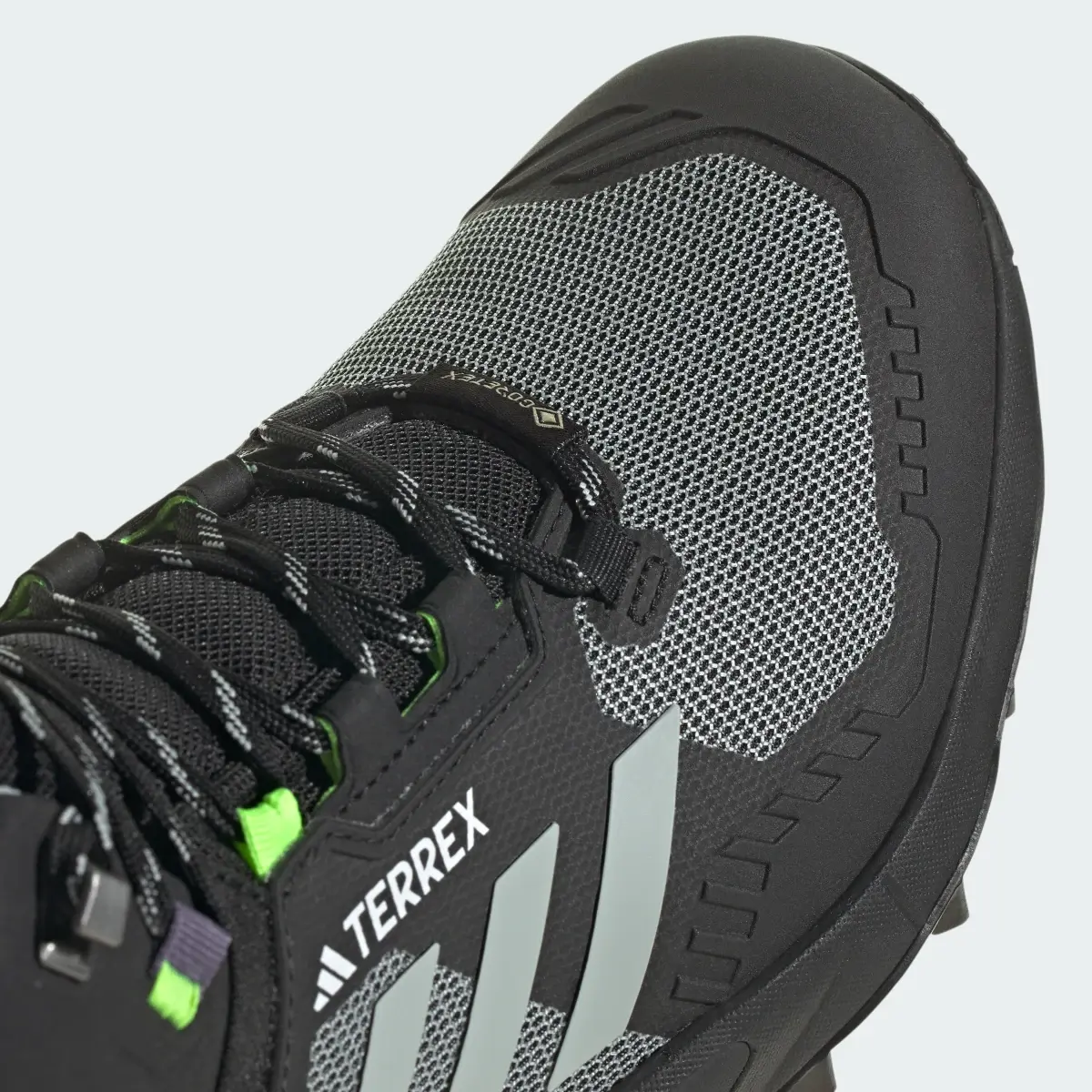 Adidas Terrex Swift R3 Mid GORE-TEX Yürüyüş Ayakkabısı. 3