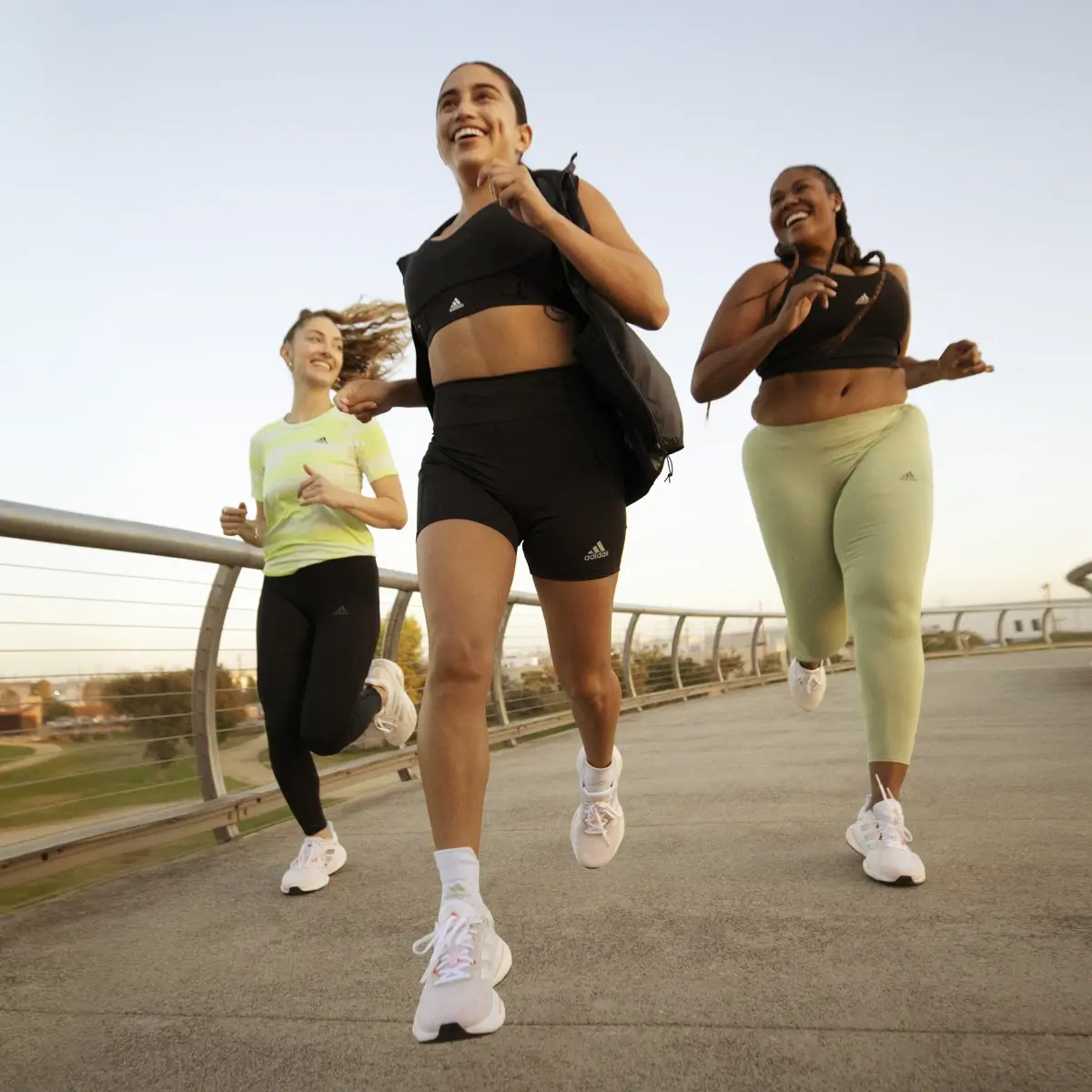 Women's Clothing - FastImpact Luxe Run High-Support Bra - Green