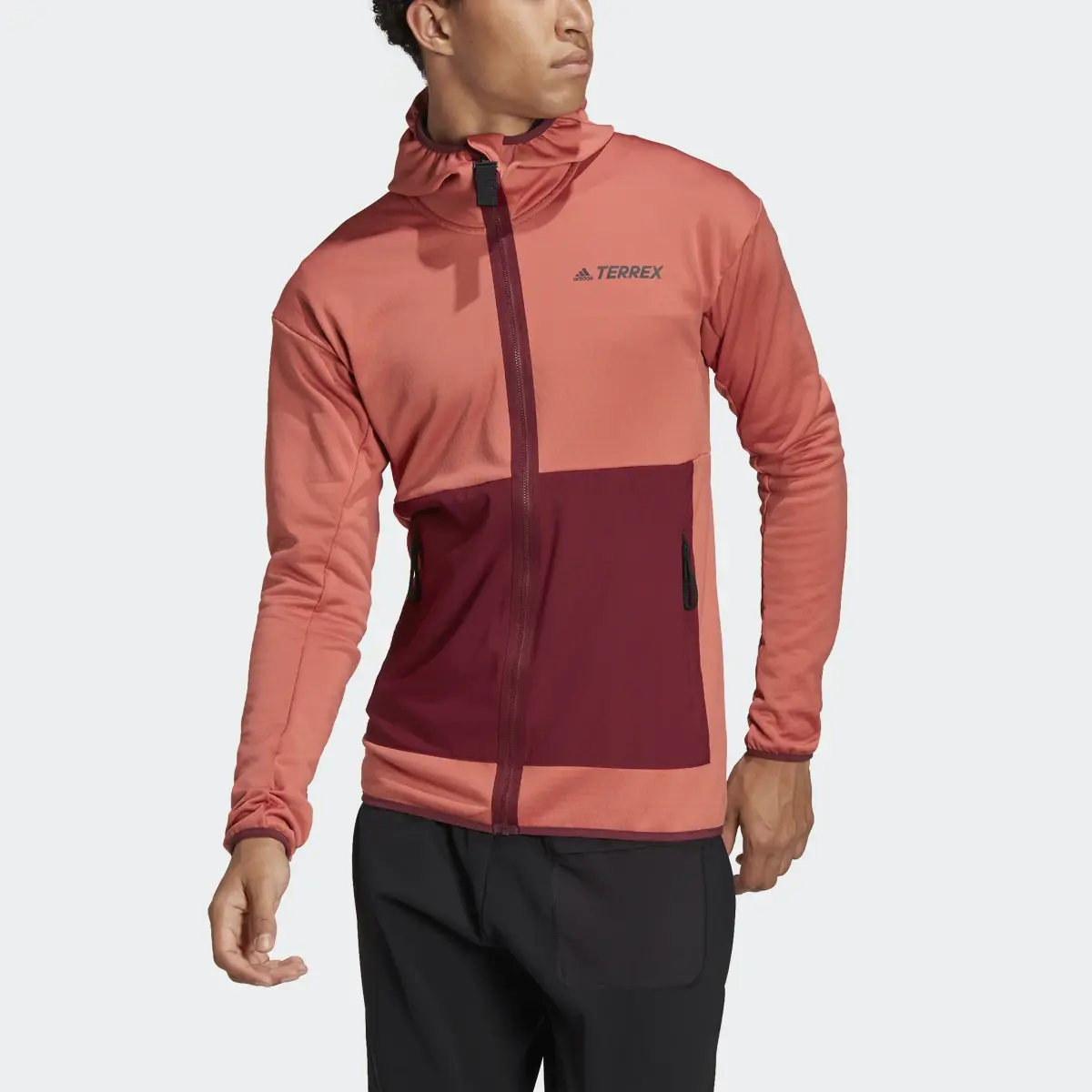 Adidas Chaqueta con capucha Terrex Tech Flooce Light Hiking. 1