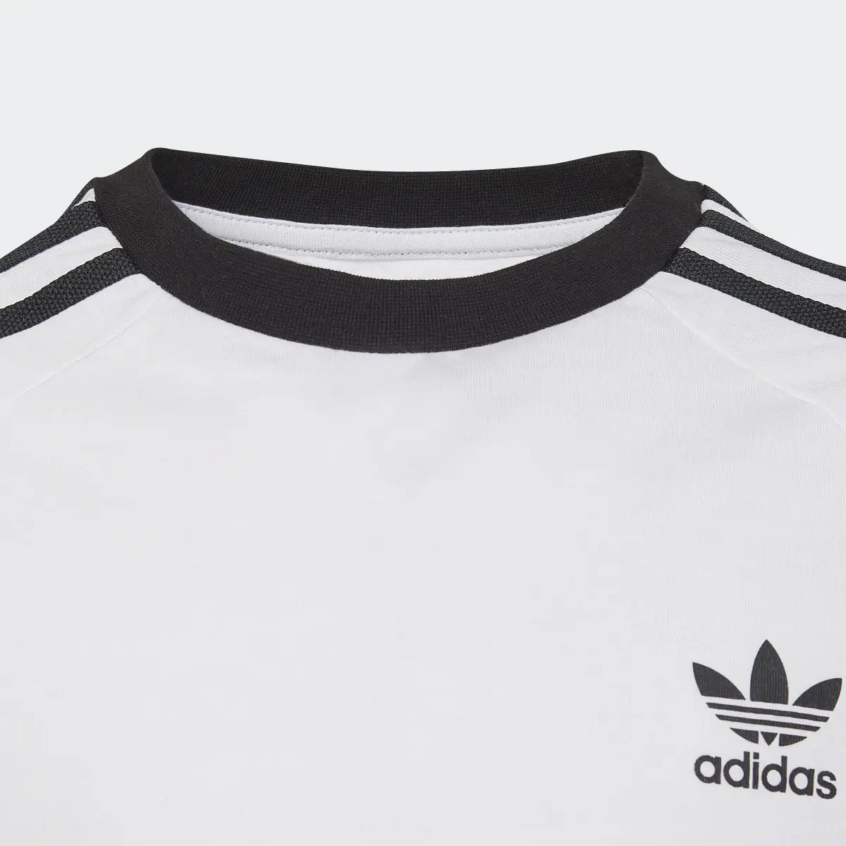 Adidas T-shirt Adicolor 3-Stripes. 3