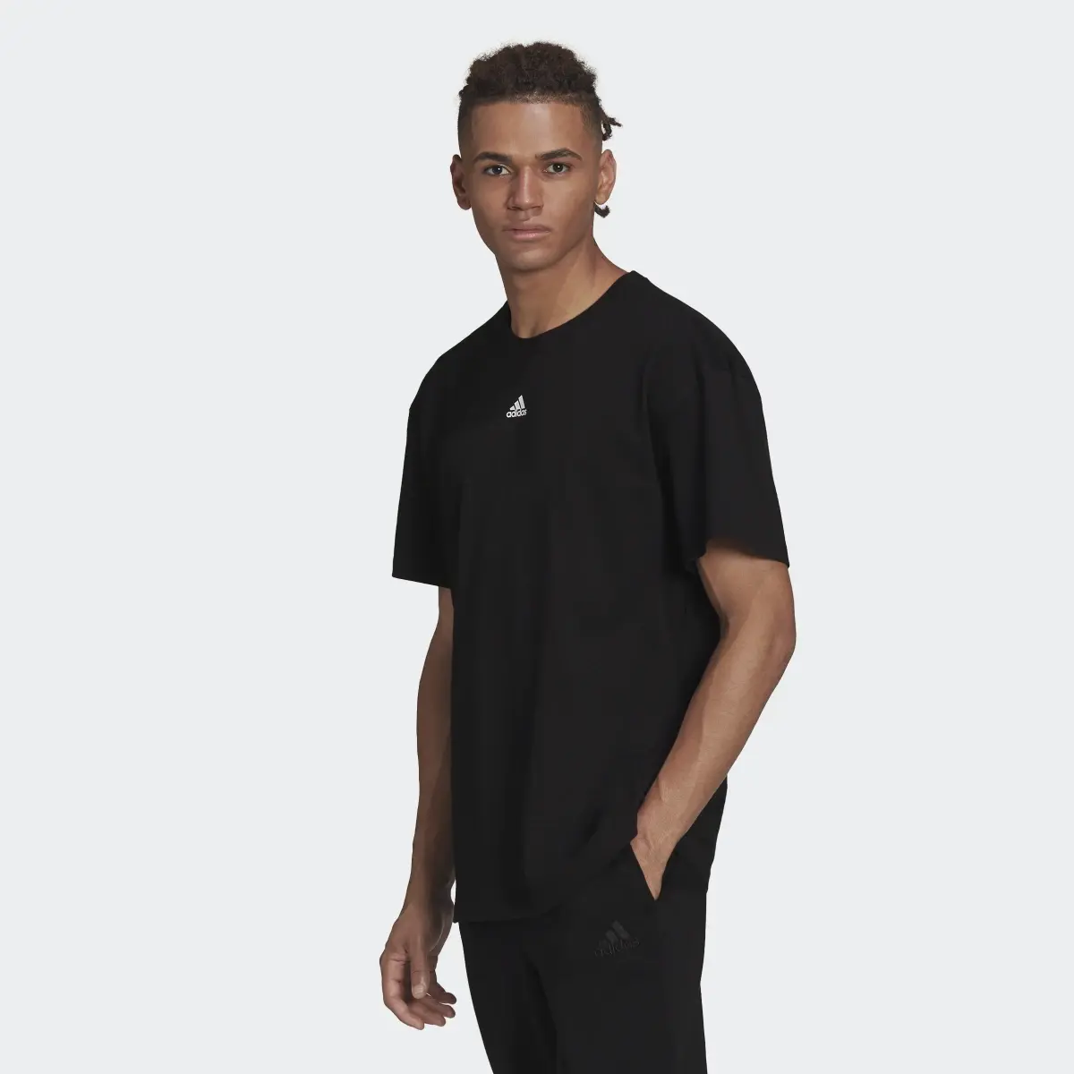 Adidas T-shirt Essentials FeelVivid Drop Shoulder. 2