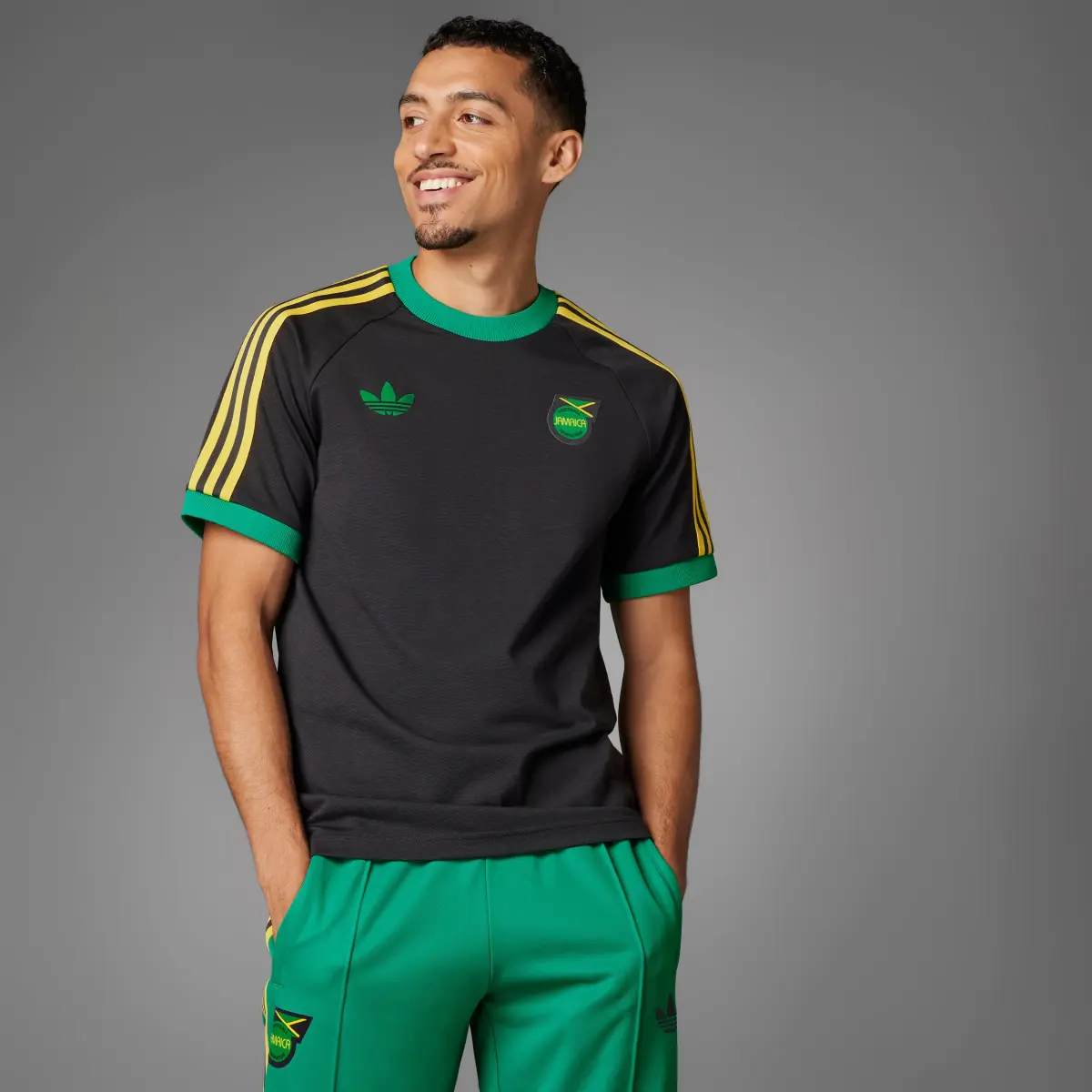 Adidas Camiseta Adicolor Jamaica 3 bandas. 1