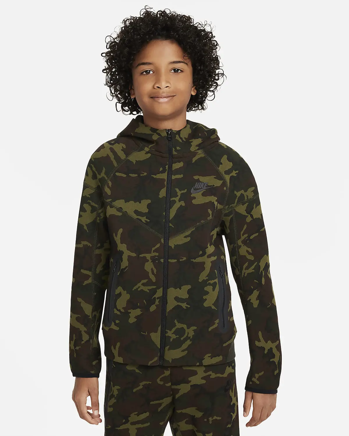 Nike Tech Fleece. 1