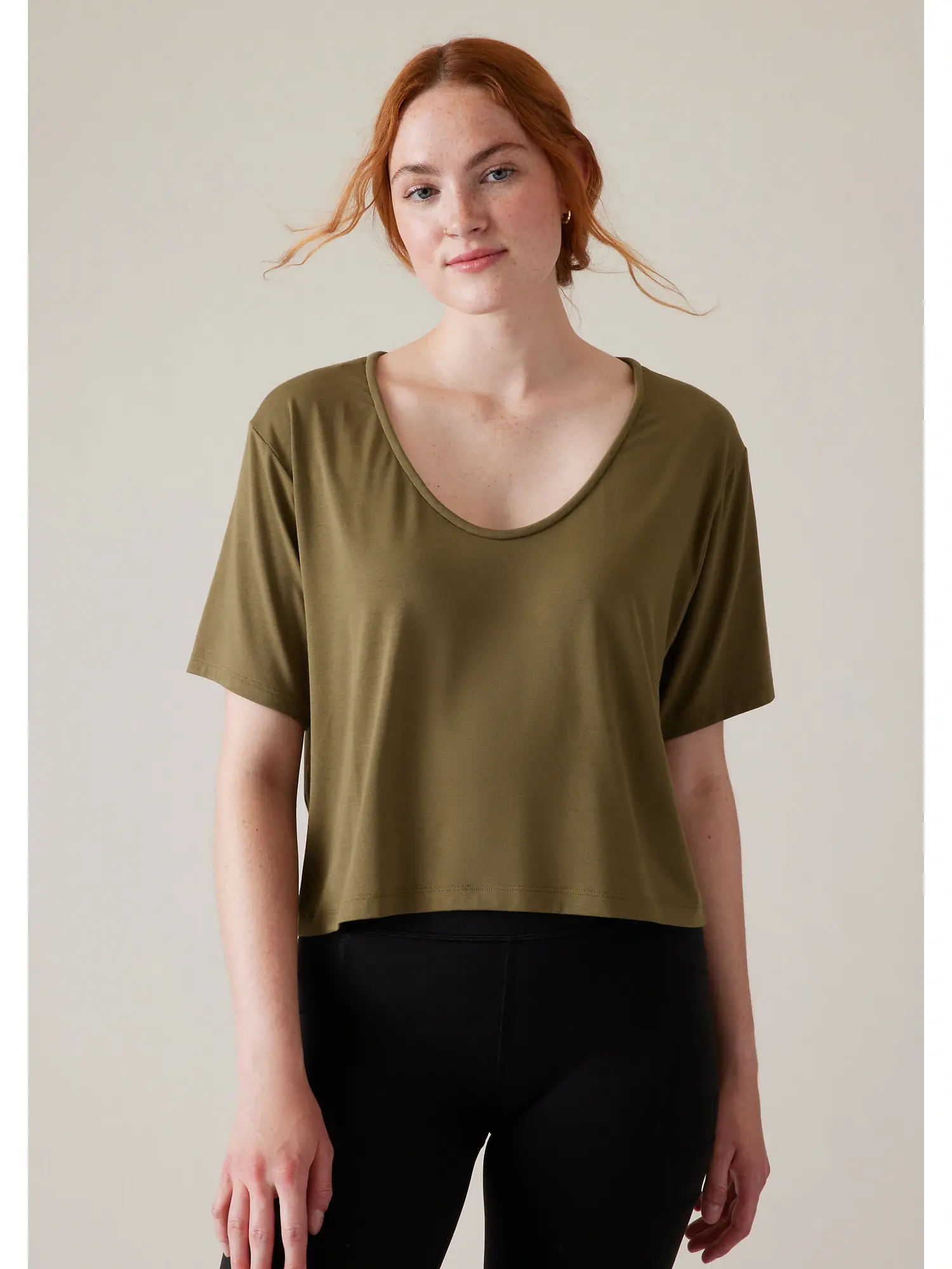 Athleta Essence Explore Crop Tee green. 1