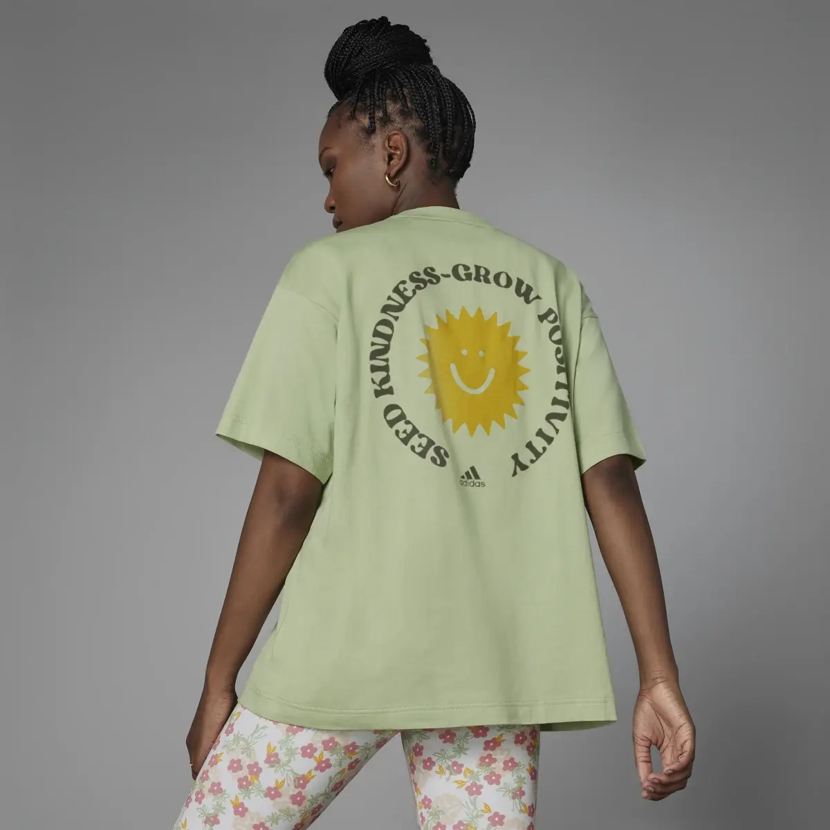 Adidas Playera Grow Positivity (Género neutro). 2