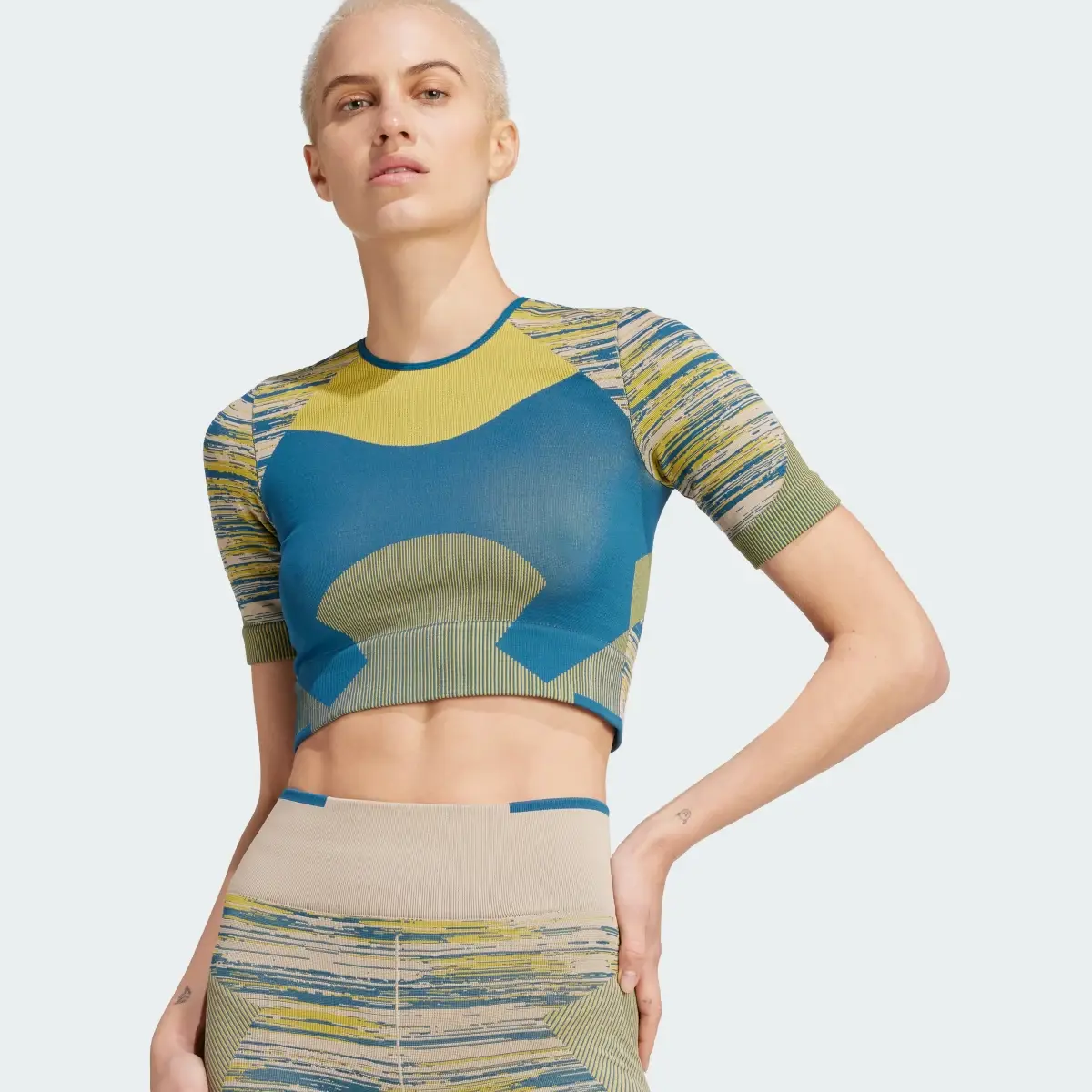 Adidas T-shirt da yoga adidas by Stella McCartney TrueStrength Crop. 1