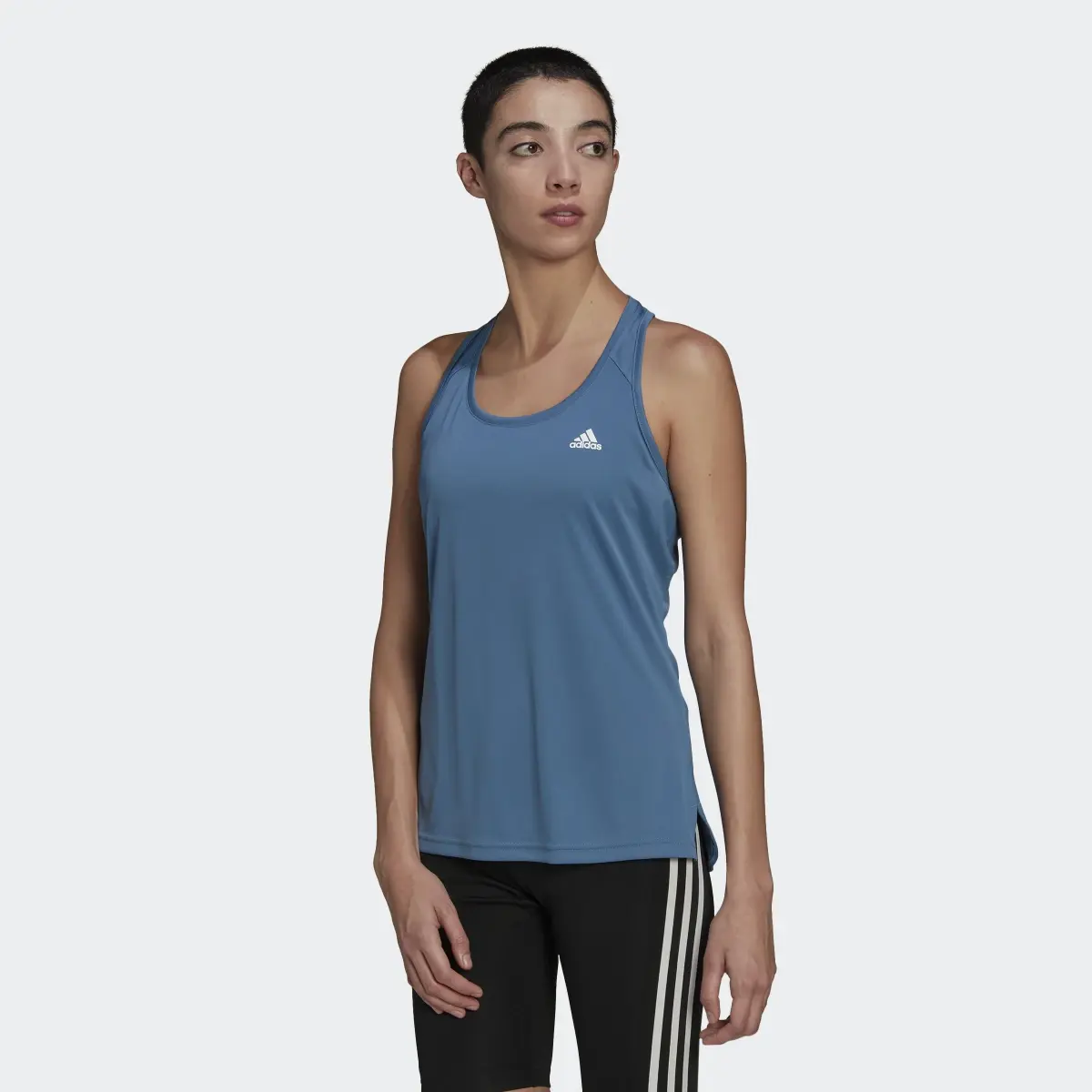 Adidas Playera sin Mangas Primeblue Designed 2 Move 3 Franjas Sport. 2