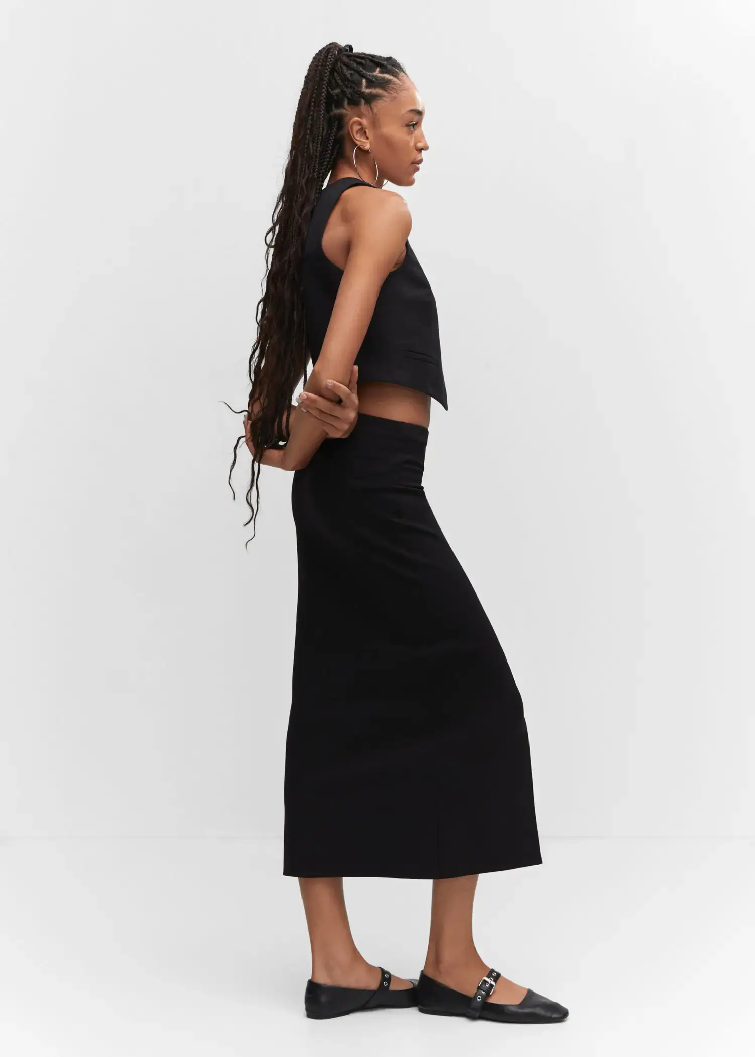 Mango Midi-skirt with front slit. 3