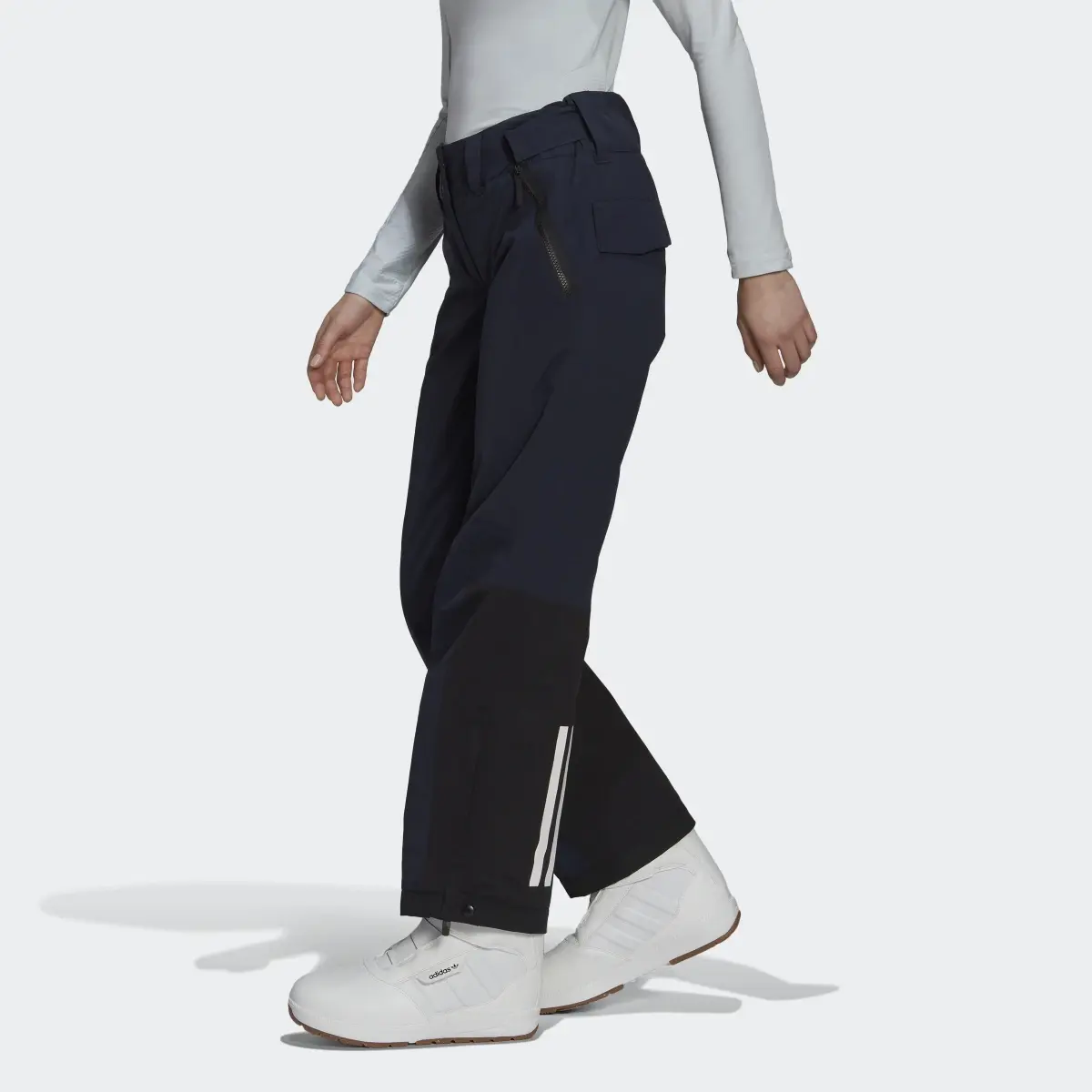 Adidas Pantalon Resort Two-Layer Insulated Stretch. 2