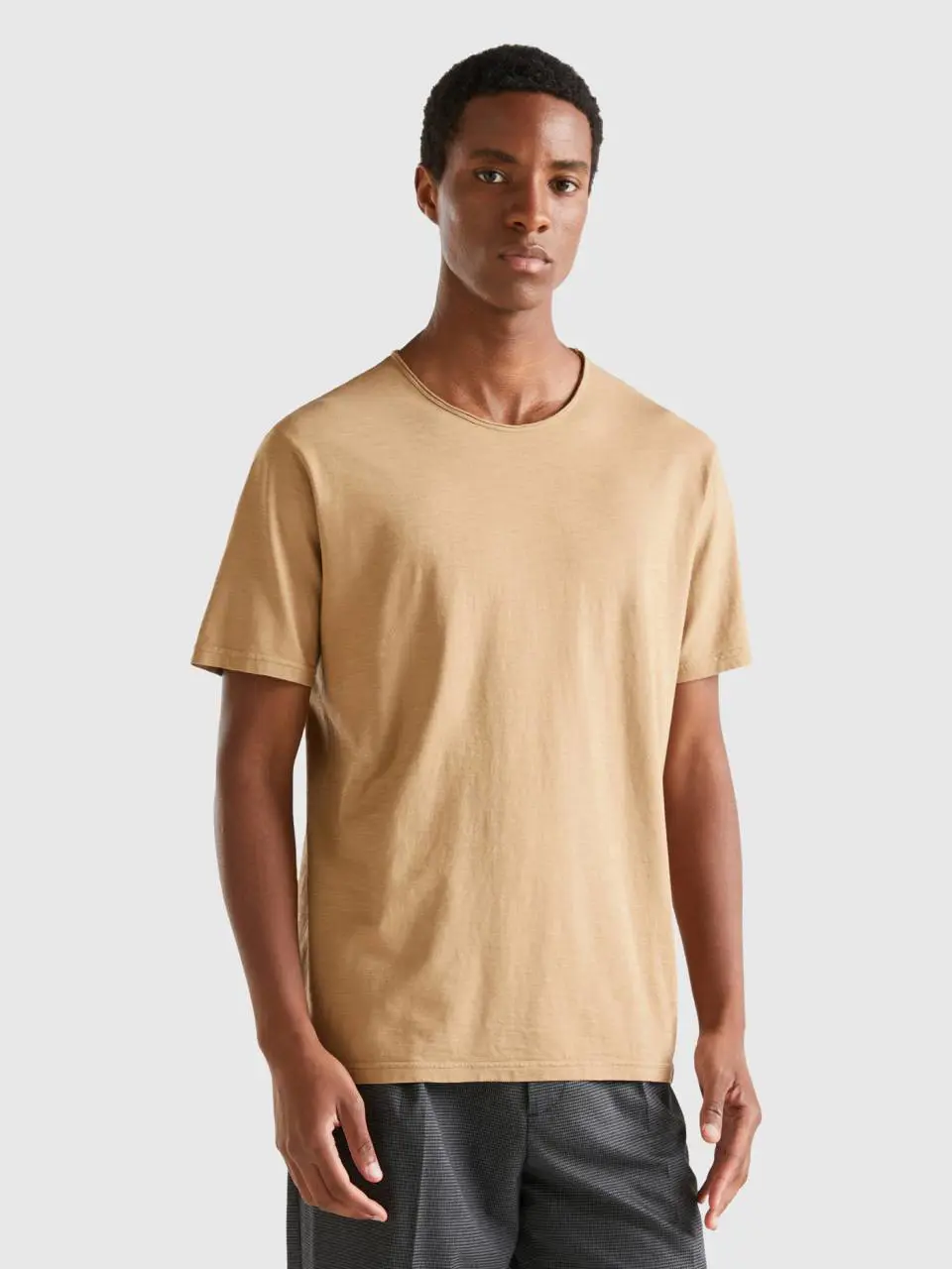 Benetton camel t-shirt in slub cotton. 1