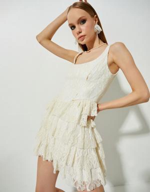 Dantelli Katlı U Yaka Askılı Mini Bridal Elbise
