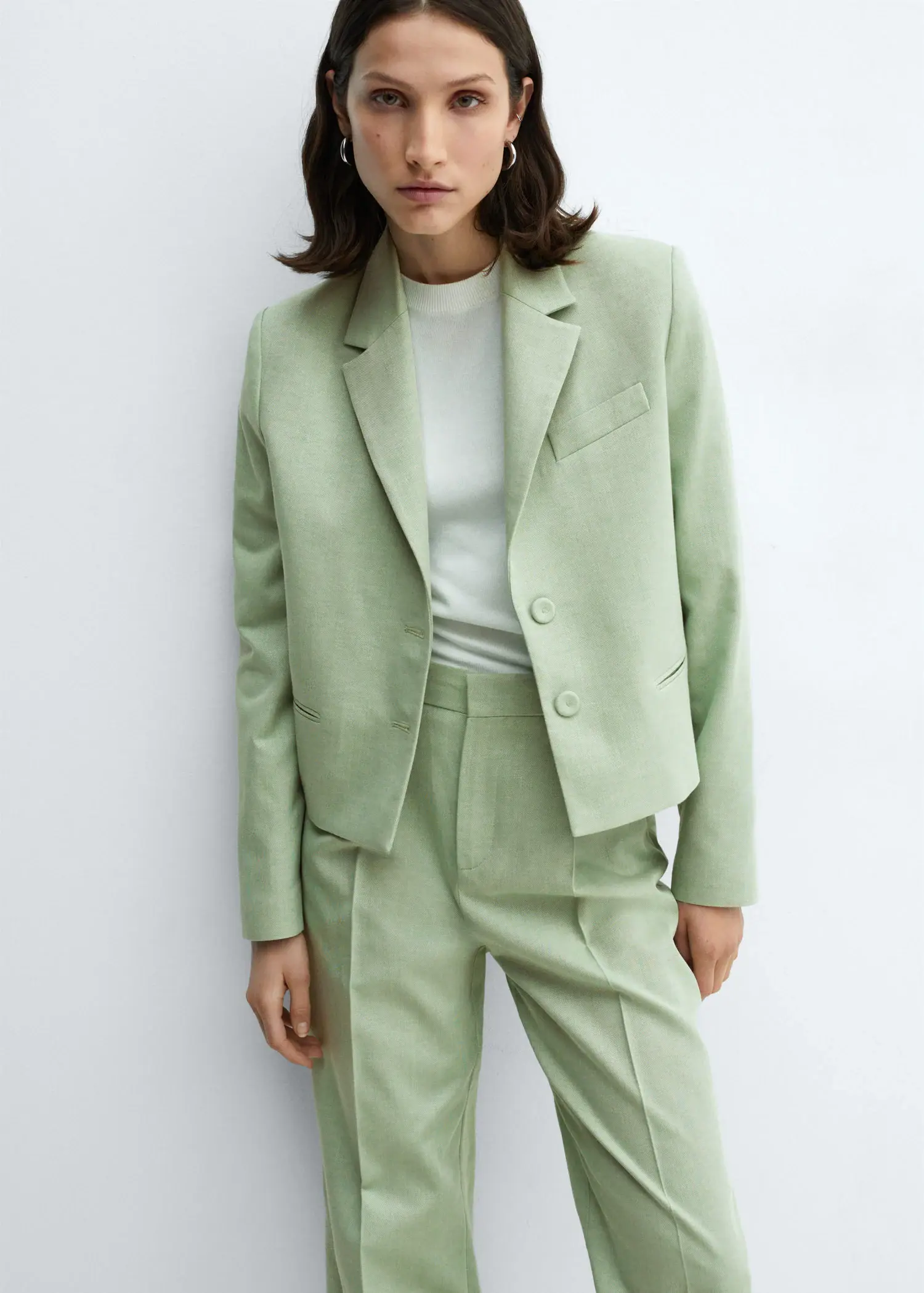 Mango Cropped blazer with buttons. 1