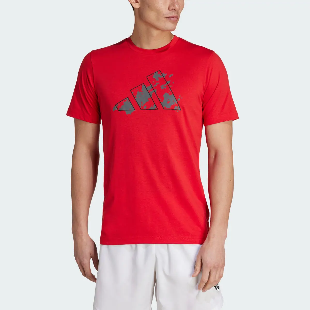 Adidas Playera de entrenamiento Essentials Seasonal Graphic Tee. 1