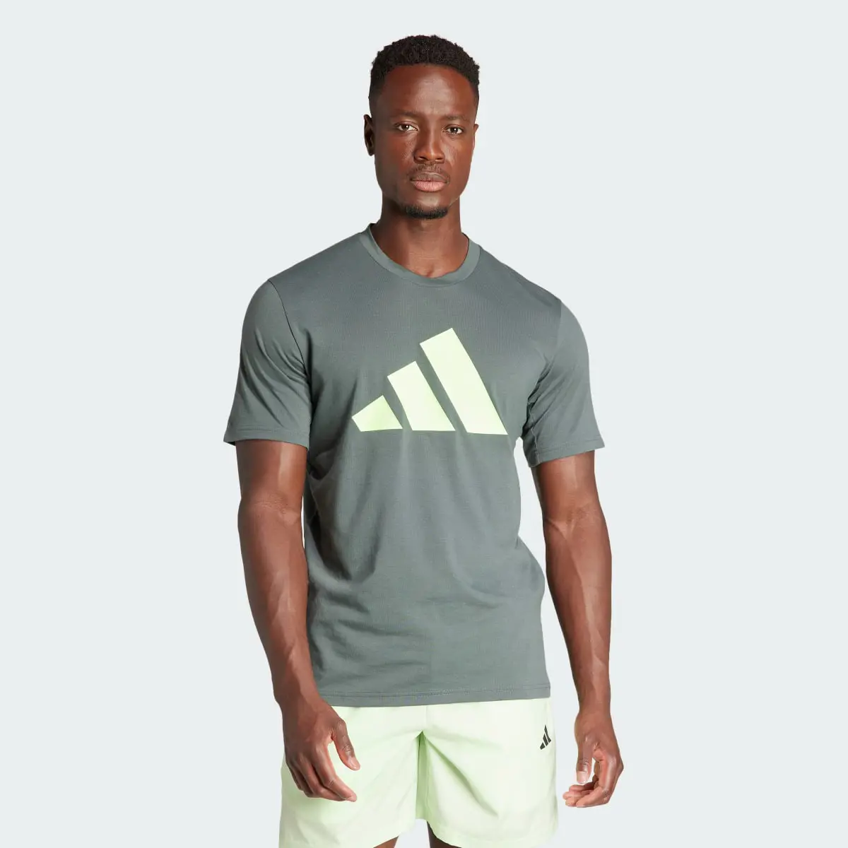 Adidas Playera Deportiva Train Essentials Feelready Logo. 2