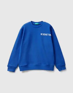 sweatshirt with logo print