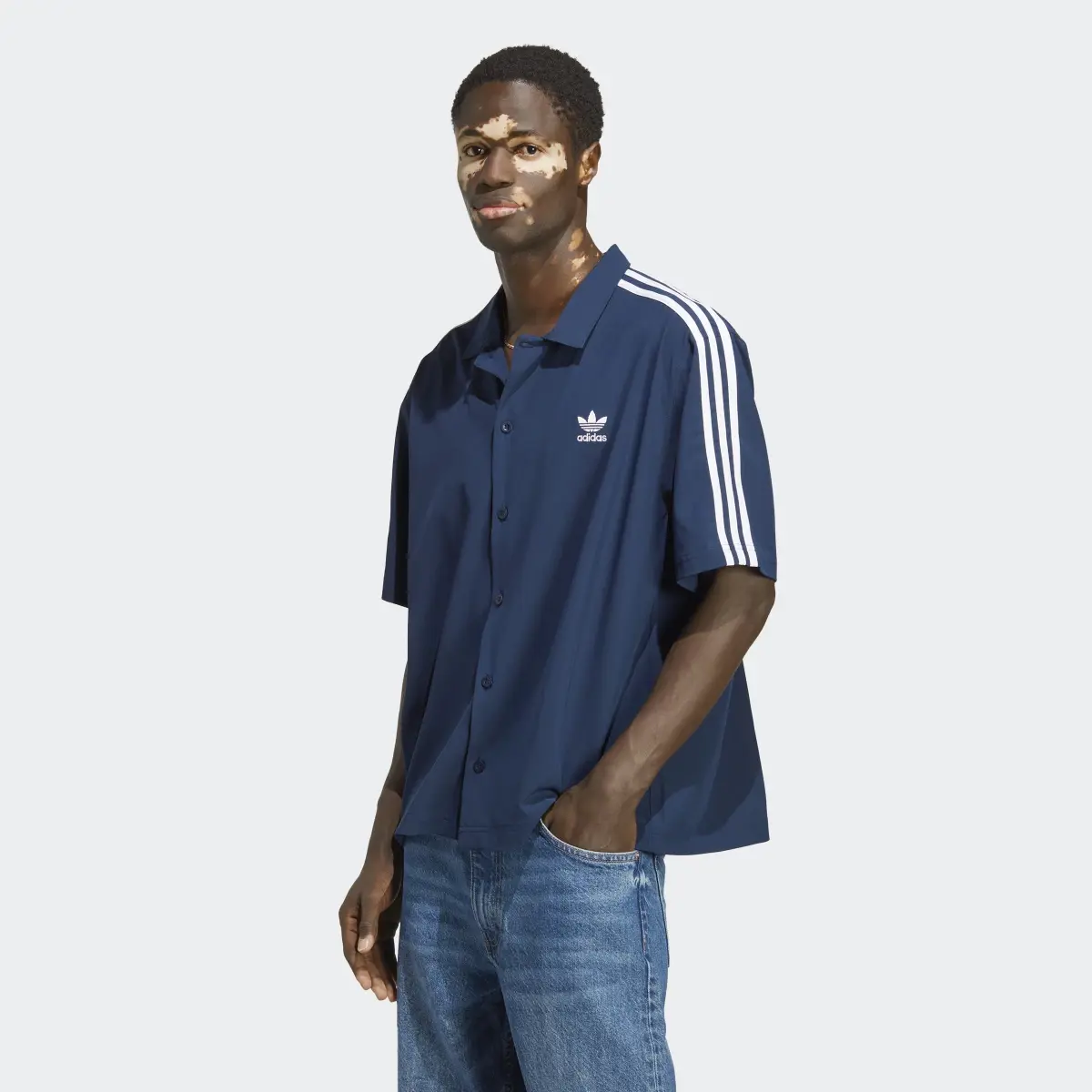 Adidas Adicolor Classics Shirt. 2