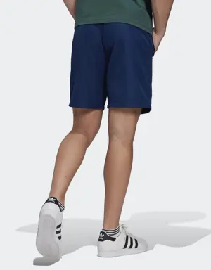 Adidas Adicolor Essentials Trace Shorts. 2 Adidas Adicolor Essentials Trace Shorts. 2