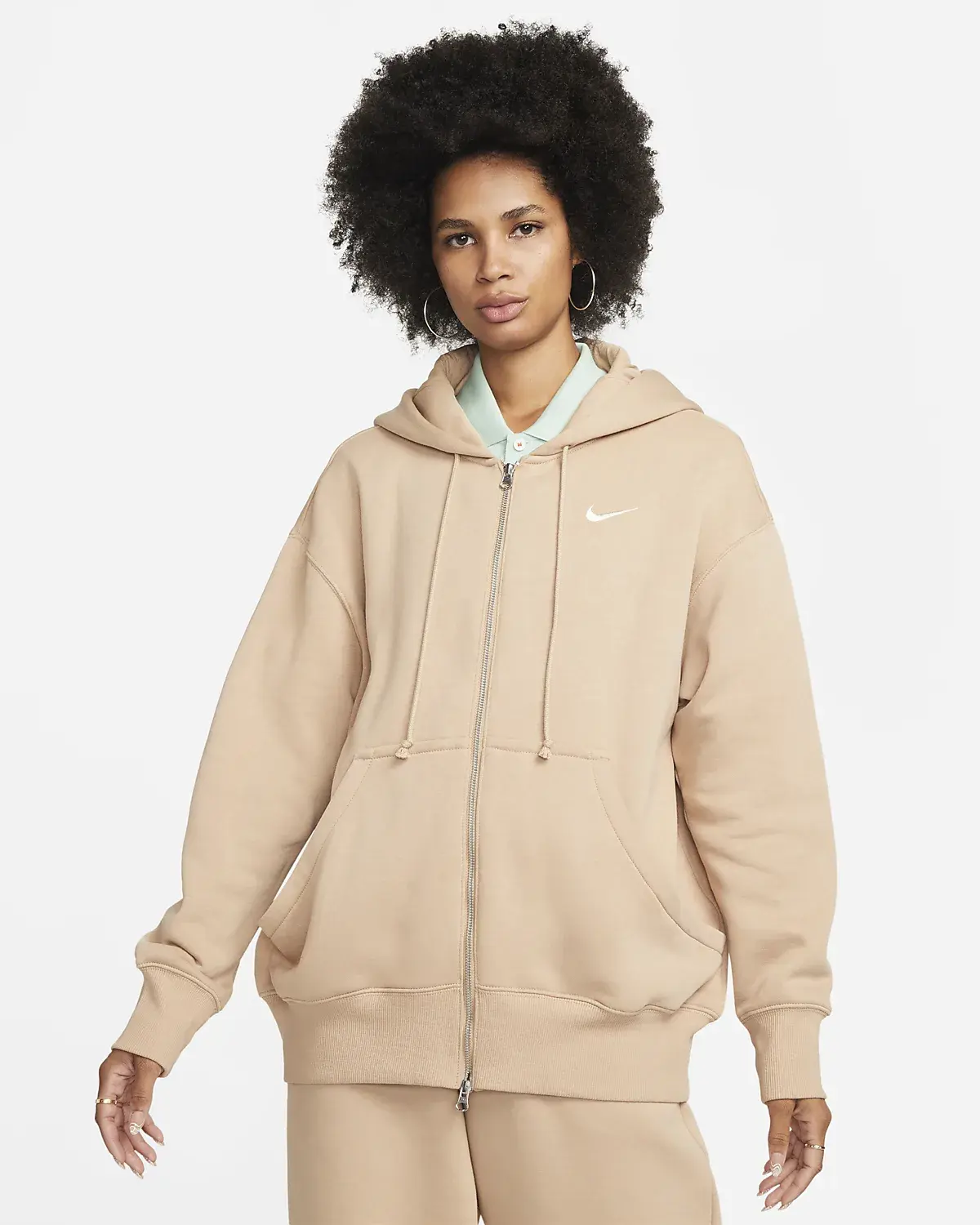 Nike Sportswear Phoenix Fleece. 1