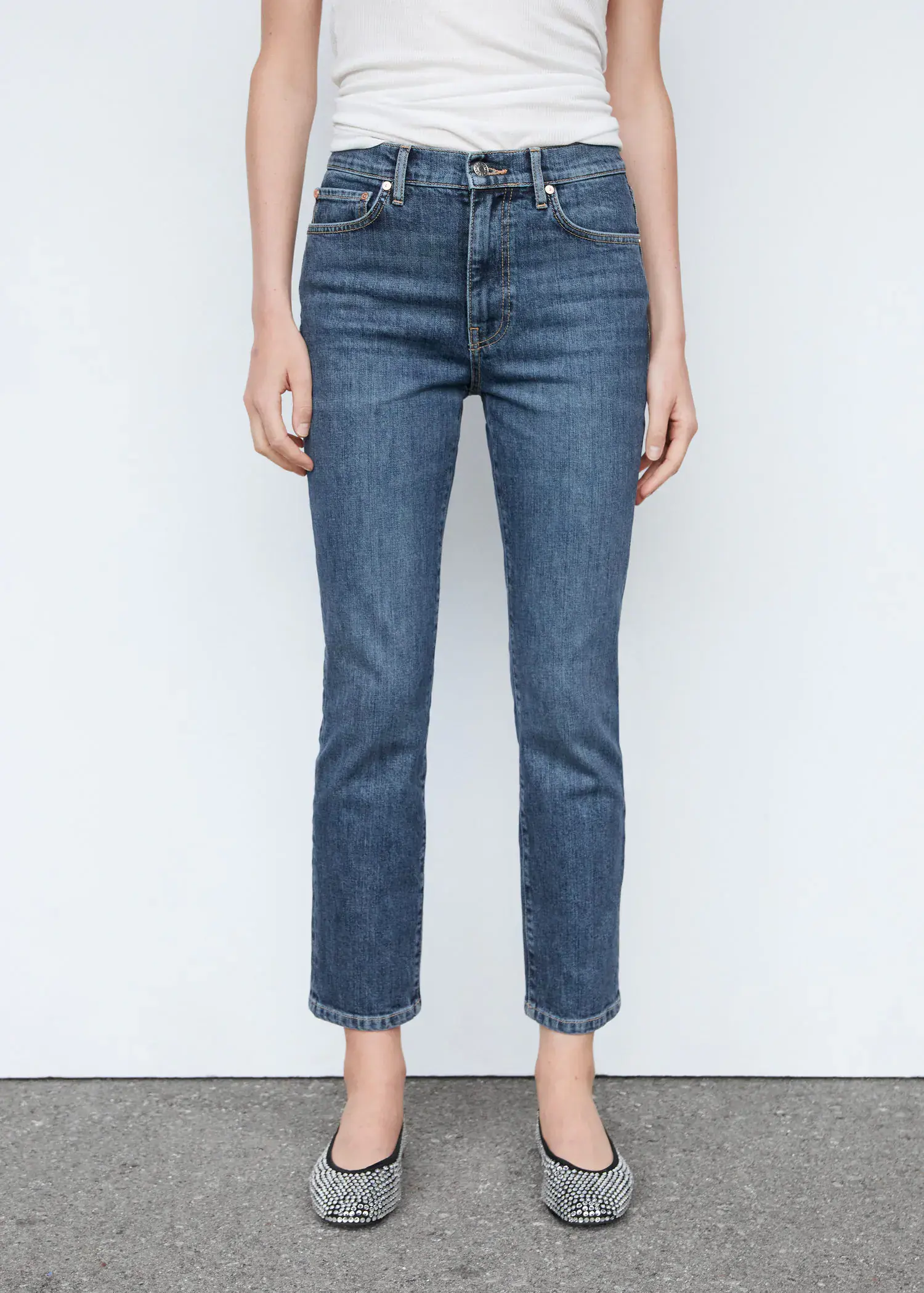 Mango Slim Jeans in Cropped-Länge. 2