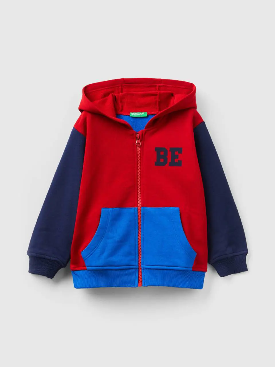 Benetton hoodie with logo. 1