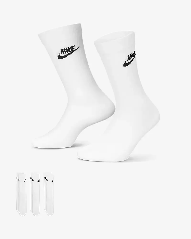 Nike Sportswear Everyday Essential. 1