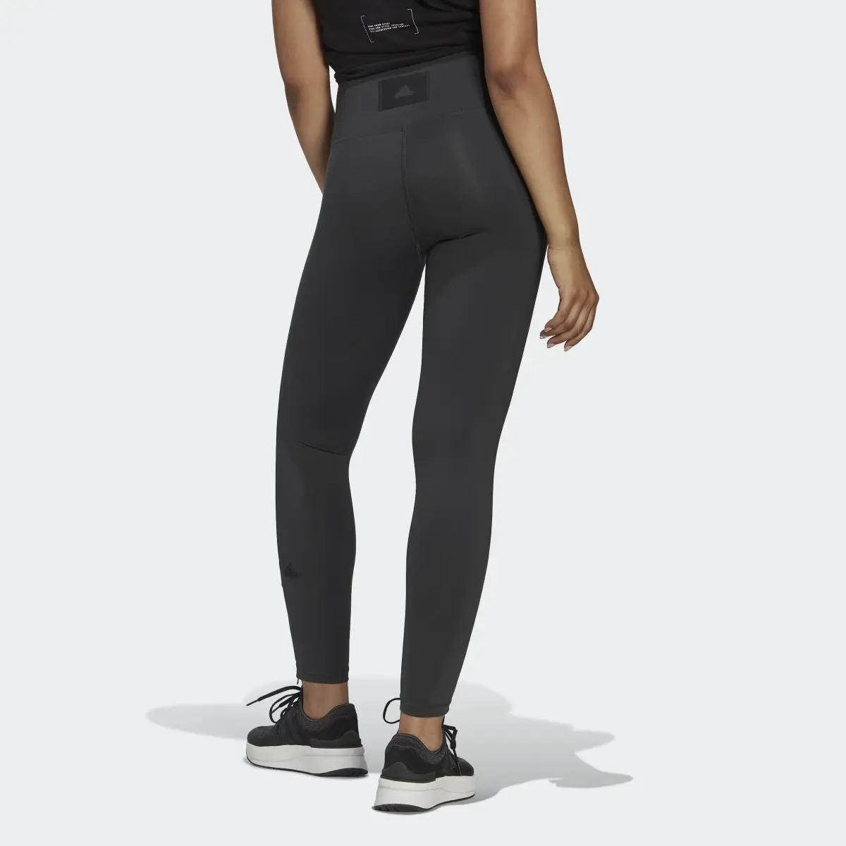 Adidas Leggings. 3