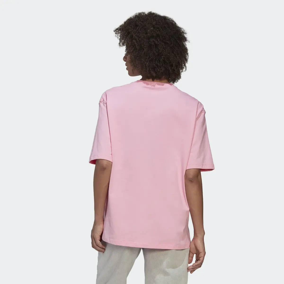 Adidas Adicolor Essentials Tee. 3